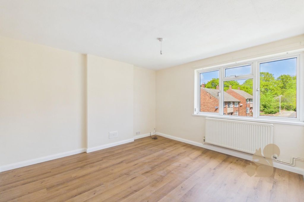 Property photo 2 of 11 Cam05565G0-Pr0063-Still007.Jpg