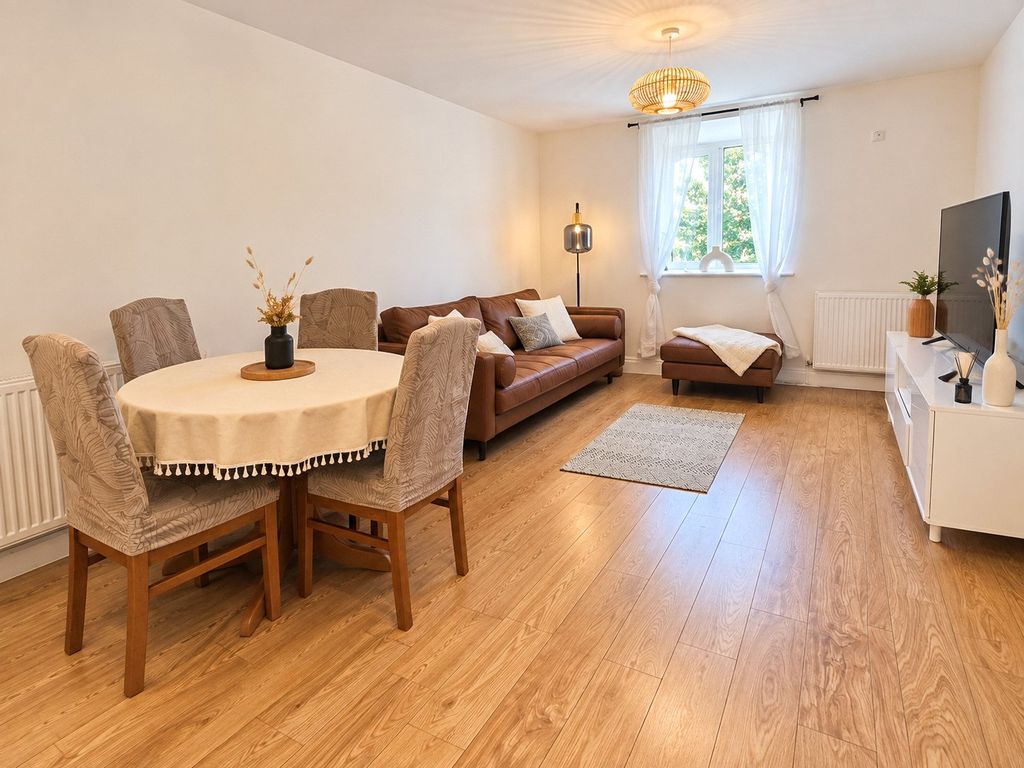 Property photo 2 of 10 Picture No. 05