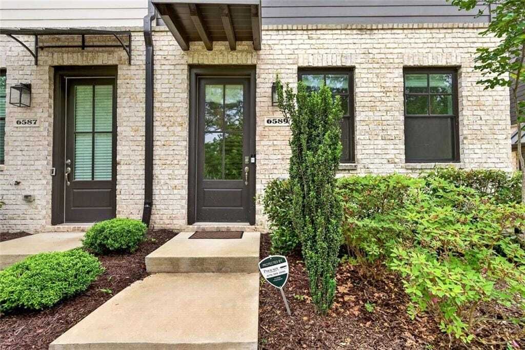 Property photo 1 of 30