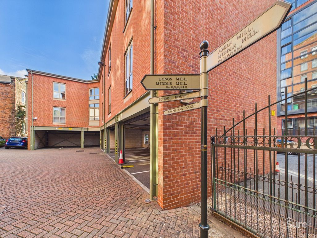 Property photo 1 of 24