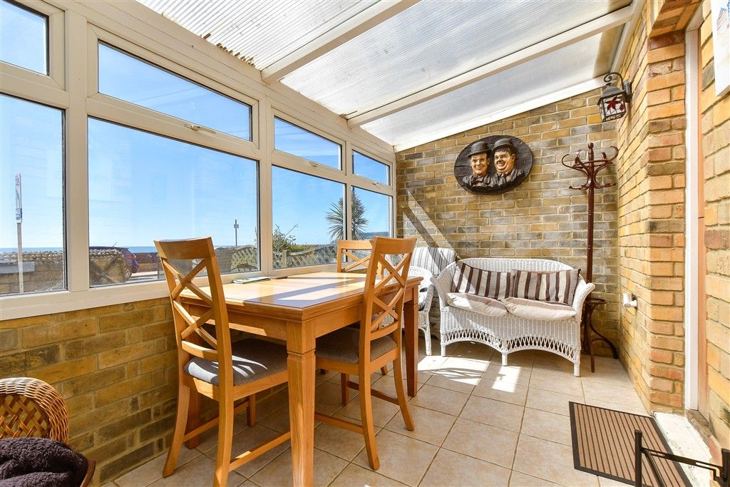 Property photo 1 of 12 Conservatory