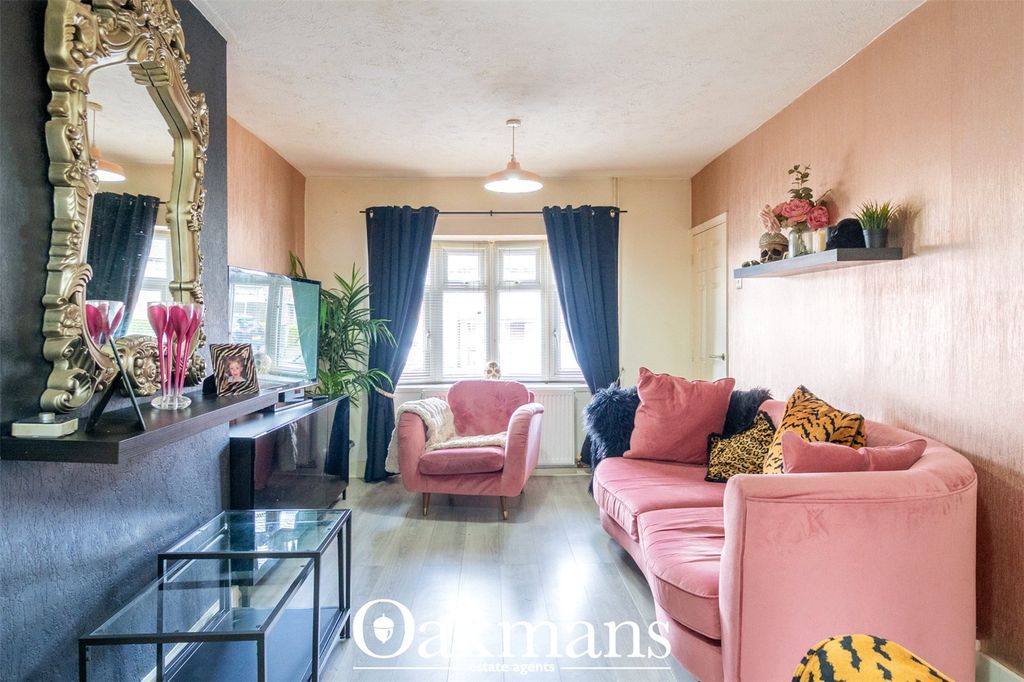 Property photo 3 of 40 Picture No. 33