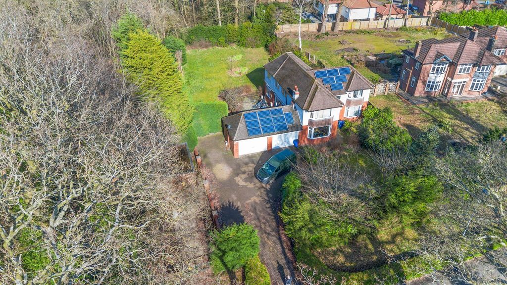 Property photo 1 of 9