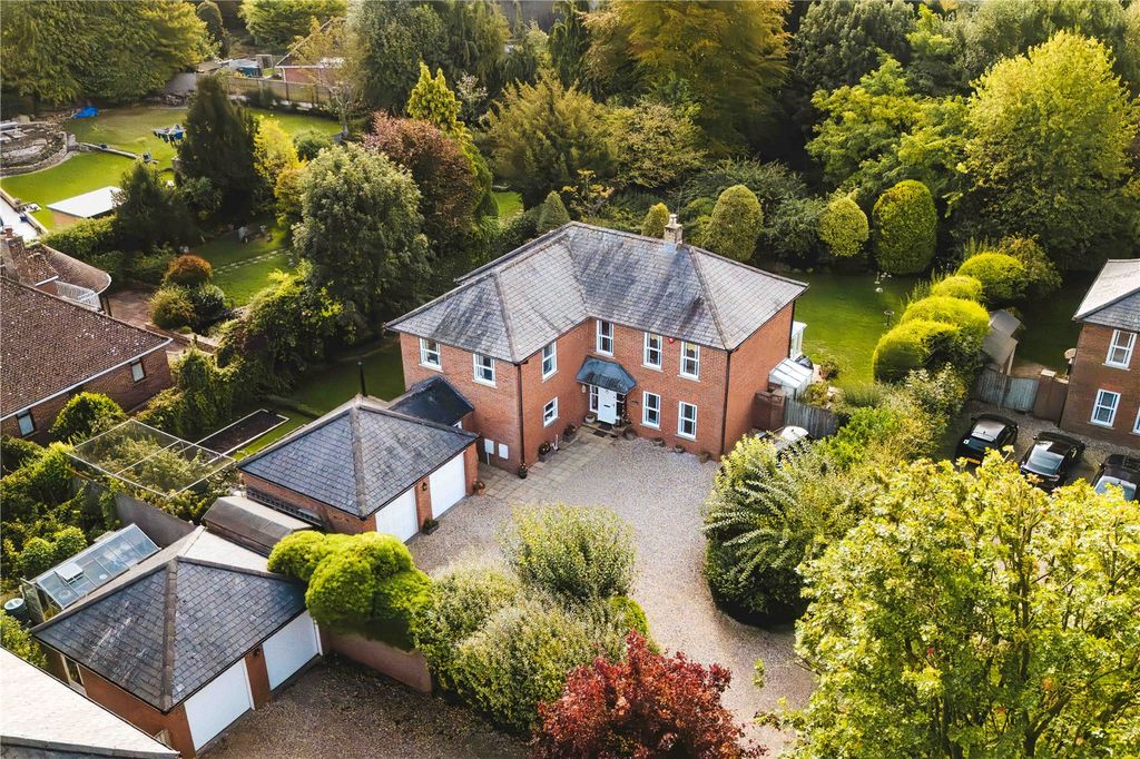 Property photo 1 of 25 Picture No. 04