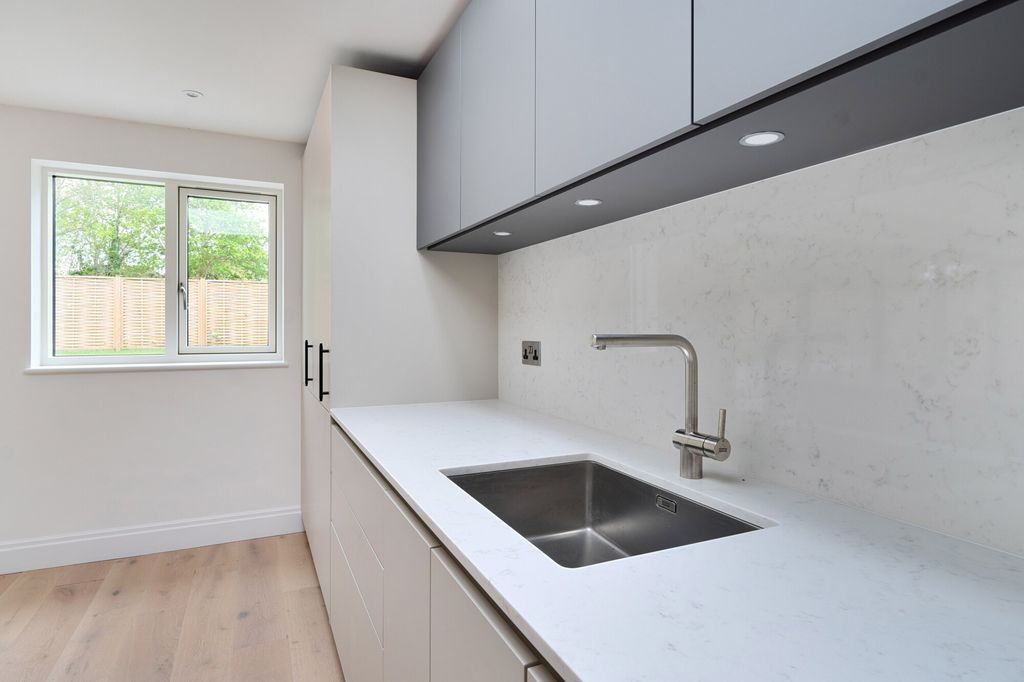 Additional image 19 of 5 bed detached house for saleDavenant Road, Oxford OX2