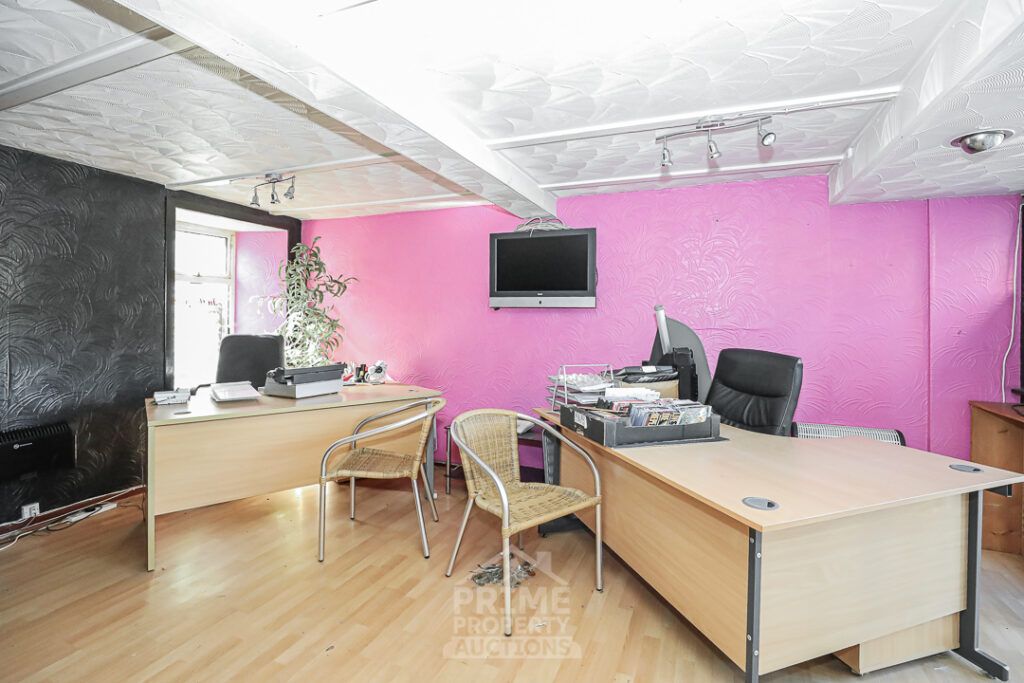 Property photo 3 of 9