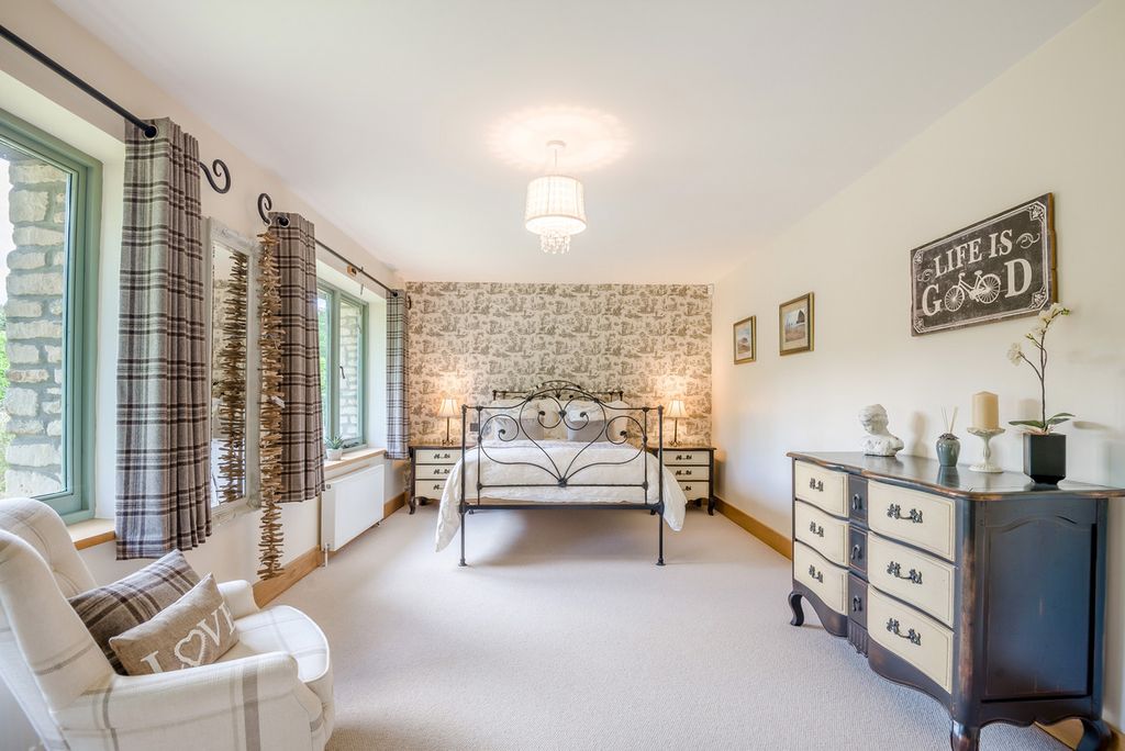 Additional image 14 of 5 bed detached house for saleOld Sodbury, Bristol BS37