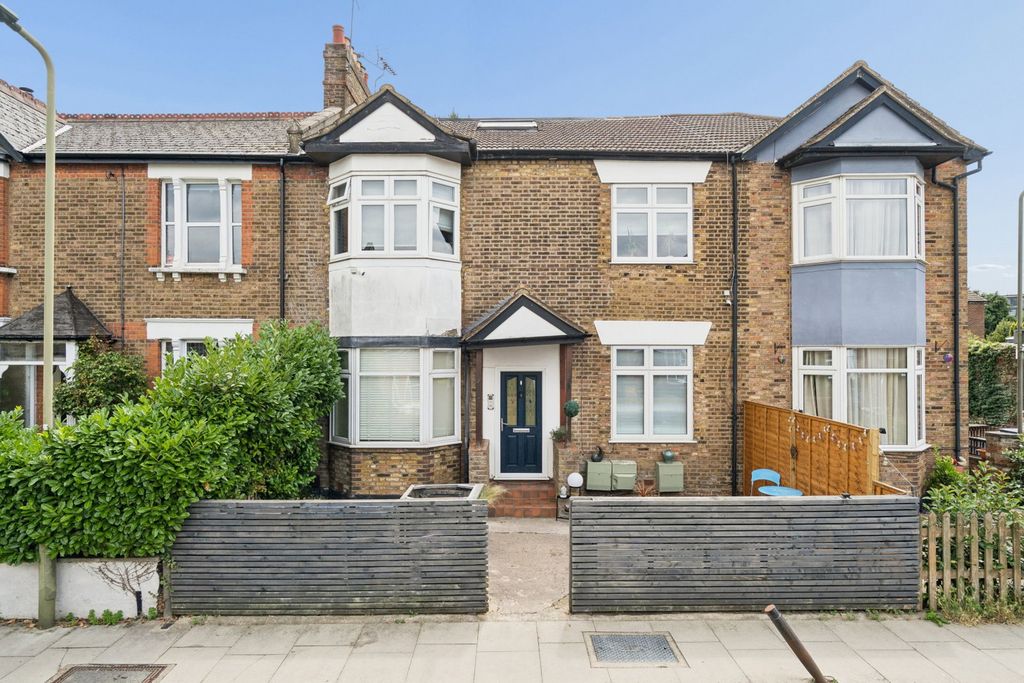 Property photo 1 of 19