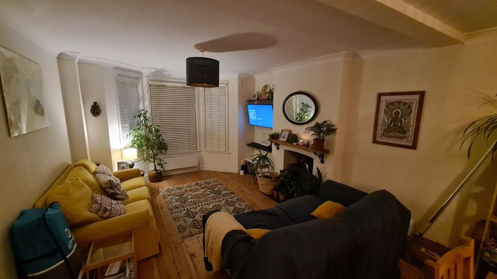 Property photo 2 of 11