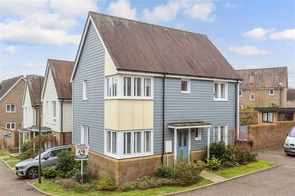 Property photo 2 of 14 External (Web).