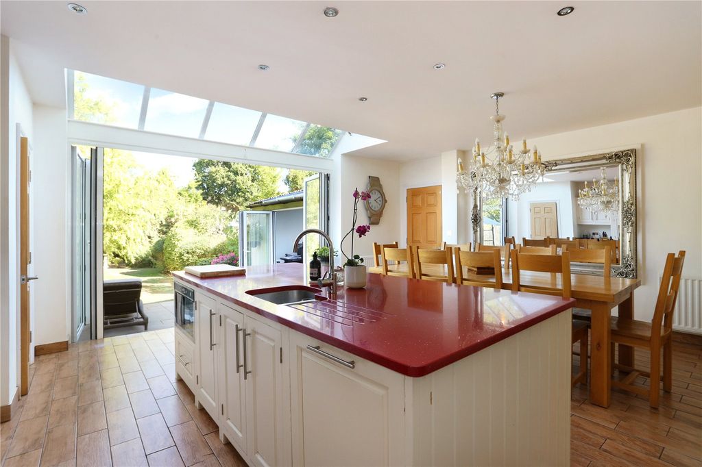 Property photo 2 of 26 Kitchen