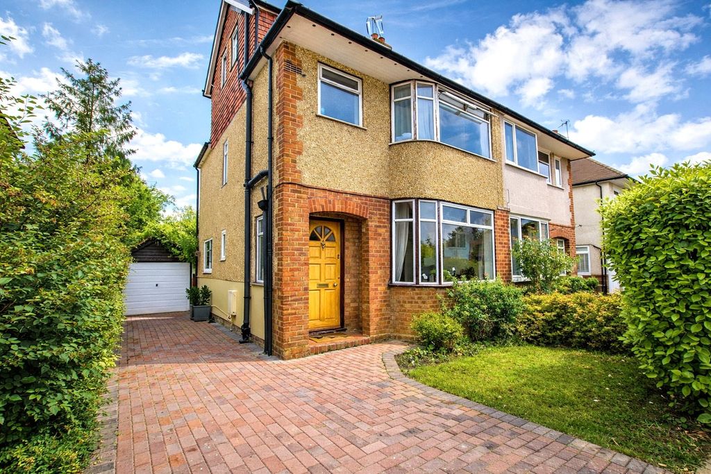 Property photo 1 of 11 Picture No. 24