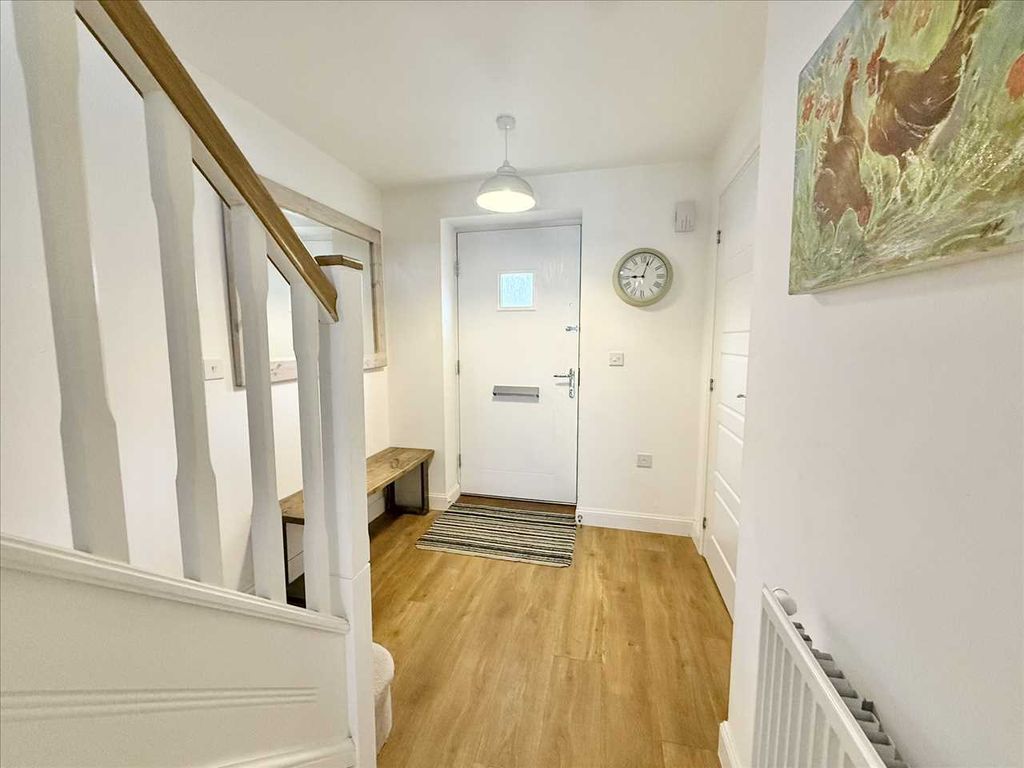 Property photo 3 of 29 Entrance Hallway