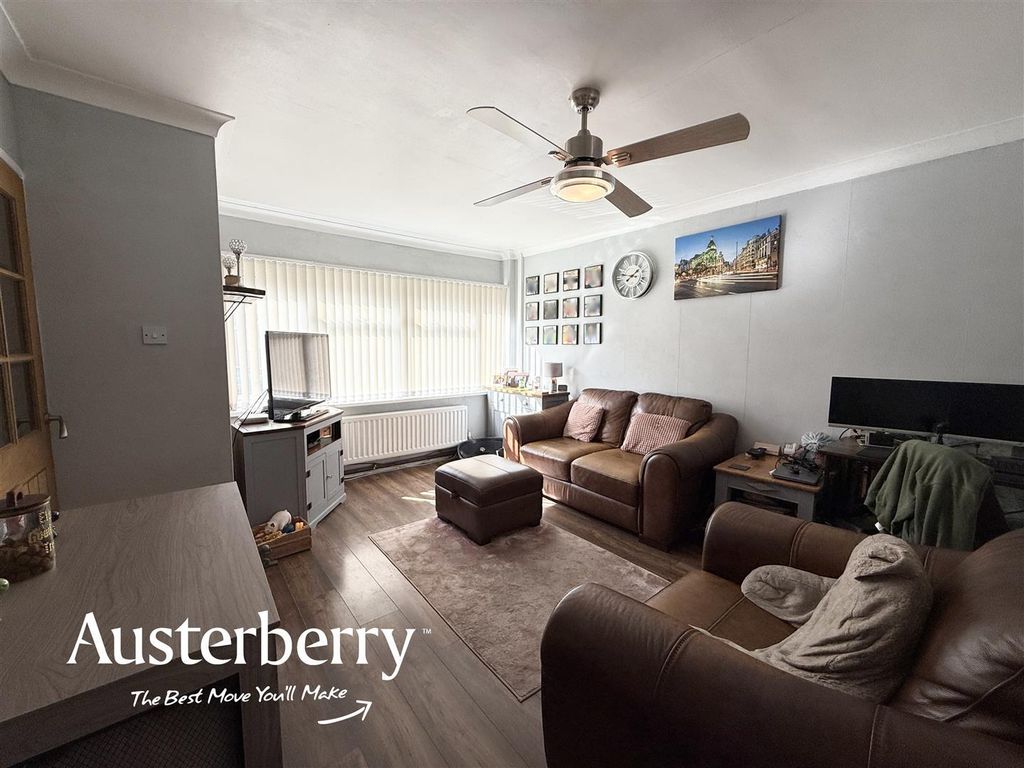 Property photo 3 of 14 194 Newcastle2.Jpg