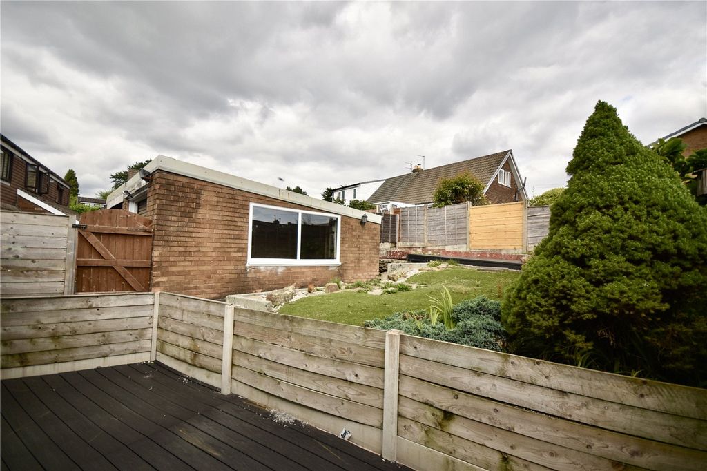 Property photo 2 of 18 Picture No. 17