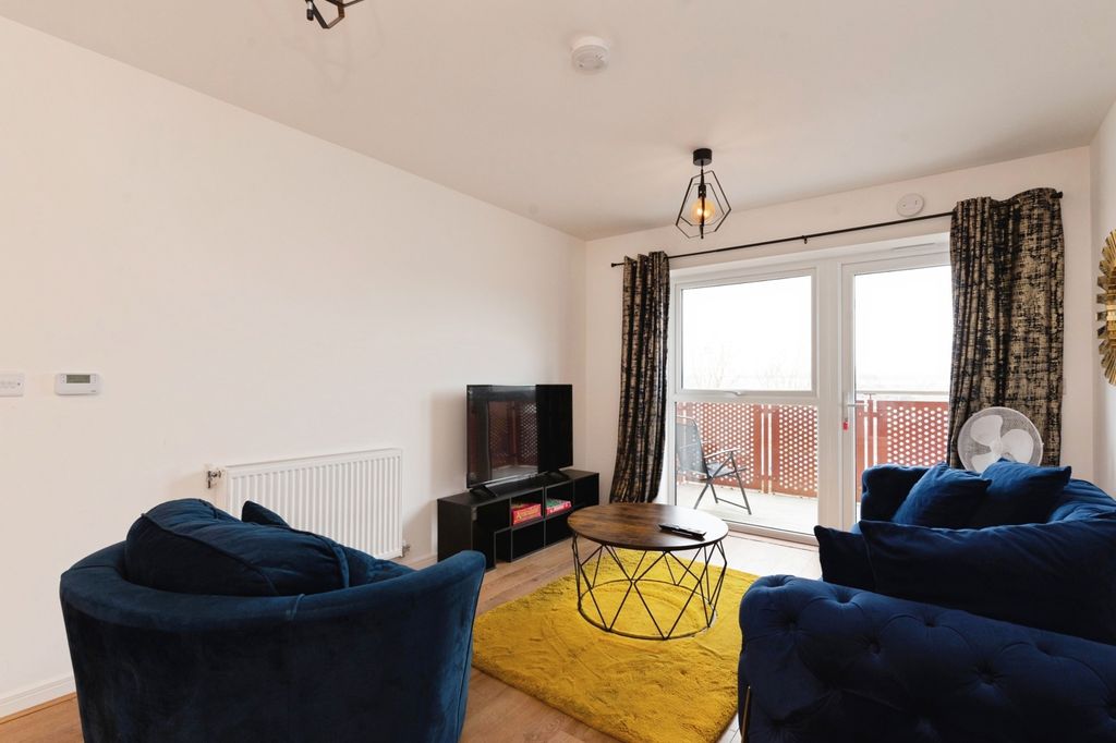 Property photo 2 of 20 Picture