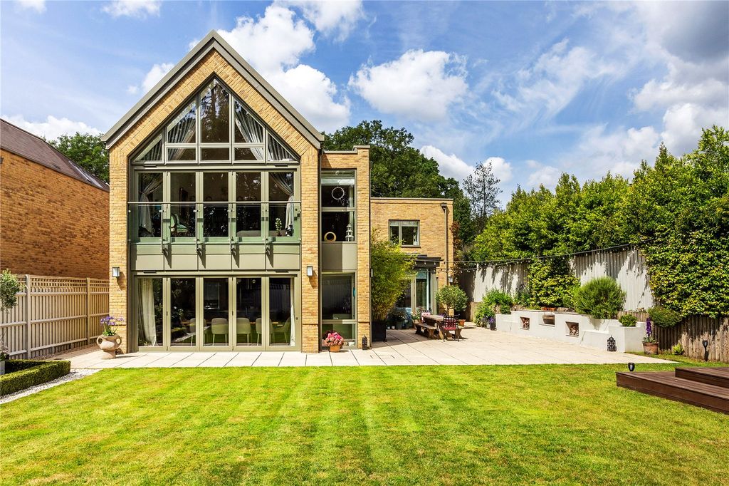 Property photo 1 of 28 Garden