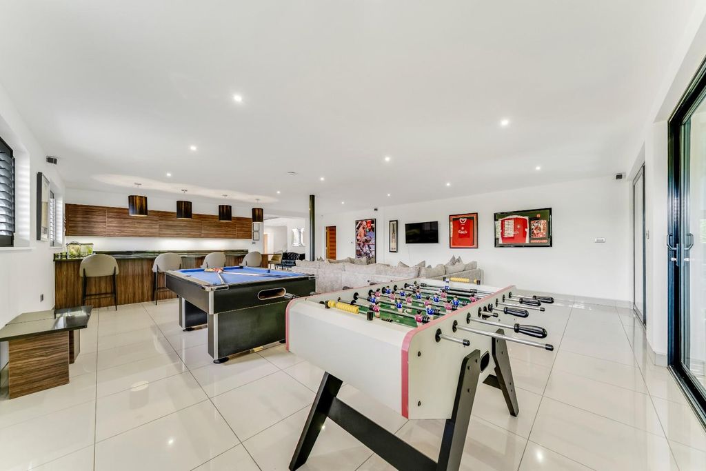 Property photo 2 of 58 Dsc07634_Hdr.Jpg