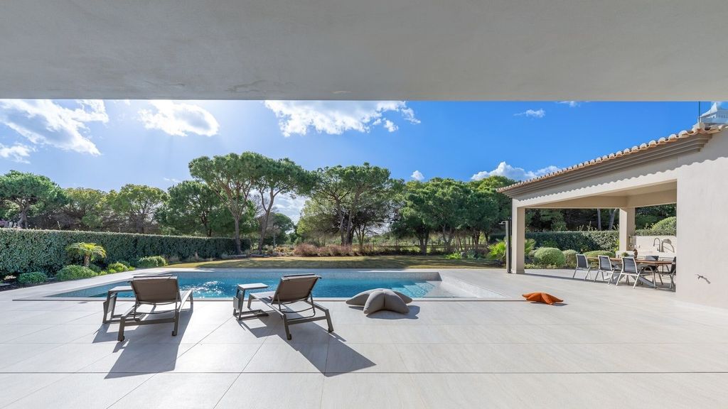Property photo 1 of 52 5+1 Bedroom Golf Front Villa, Vila Sol