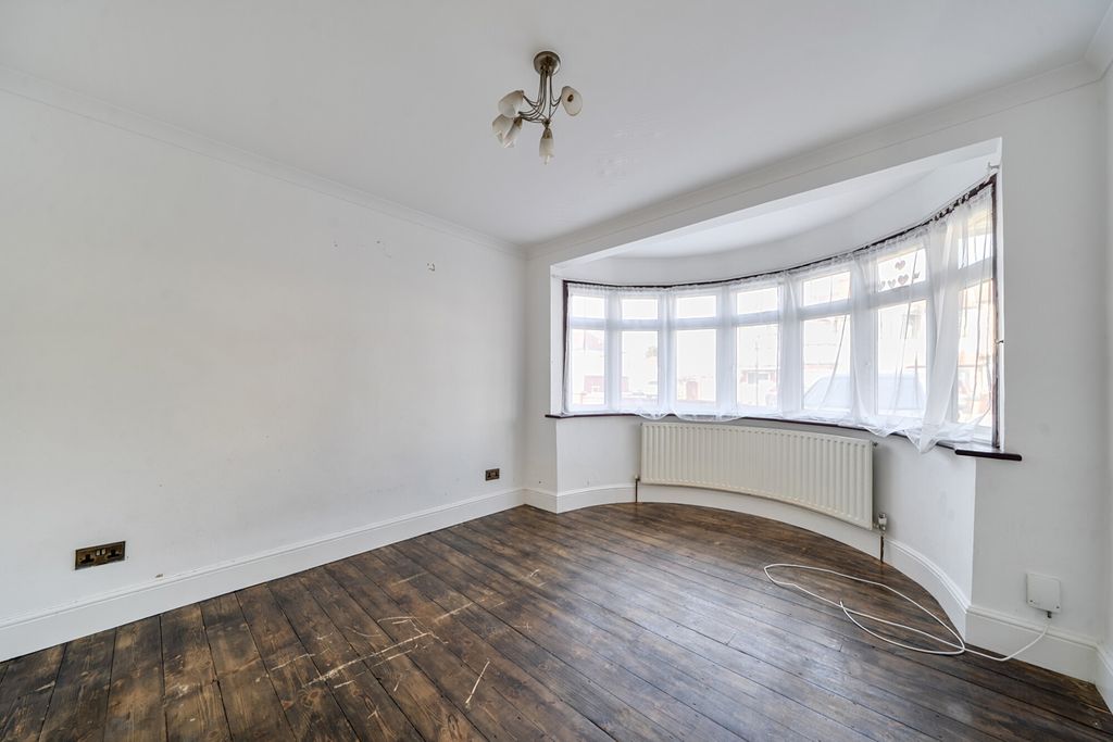 Property photo 2 of 22 1451374-9-69E8A17...