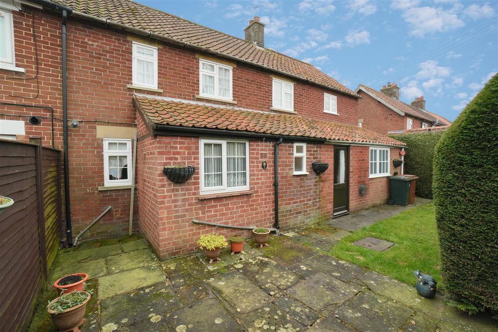 Property photo 3 of 16 Rear Garden