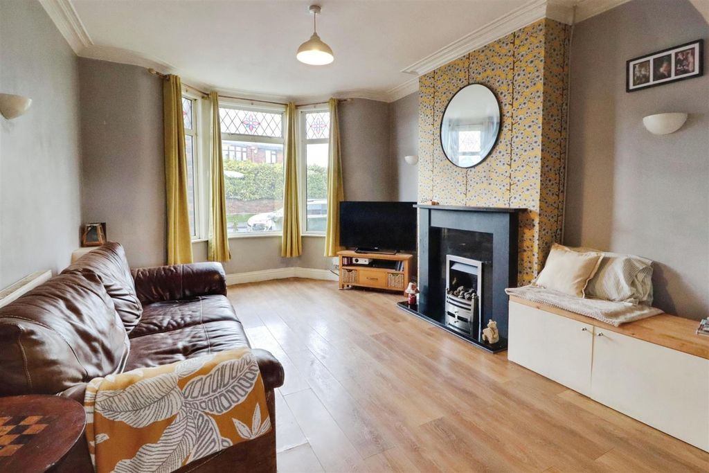 Property photo 2 of 21 d9F724c2-Img_7565-Img_7567.Jpg