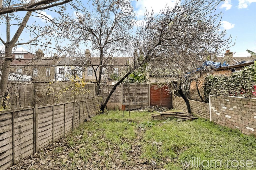 Property photo 2 of 15 Dsc08512.Jpg