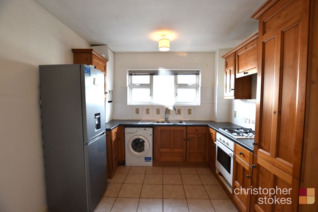 Property photo 2 of 7 2940252
