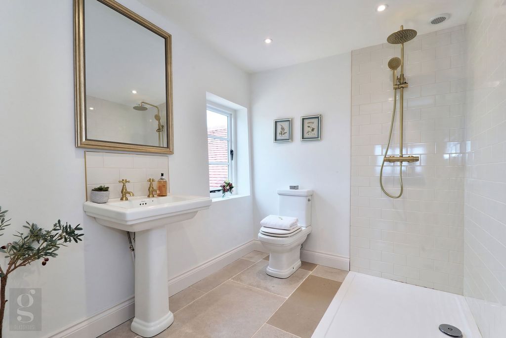 Additional image 66 of 6 bed detached house for saleHolmer, Hereford HR4