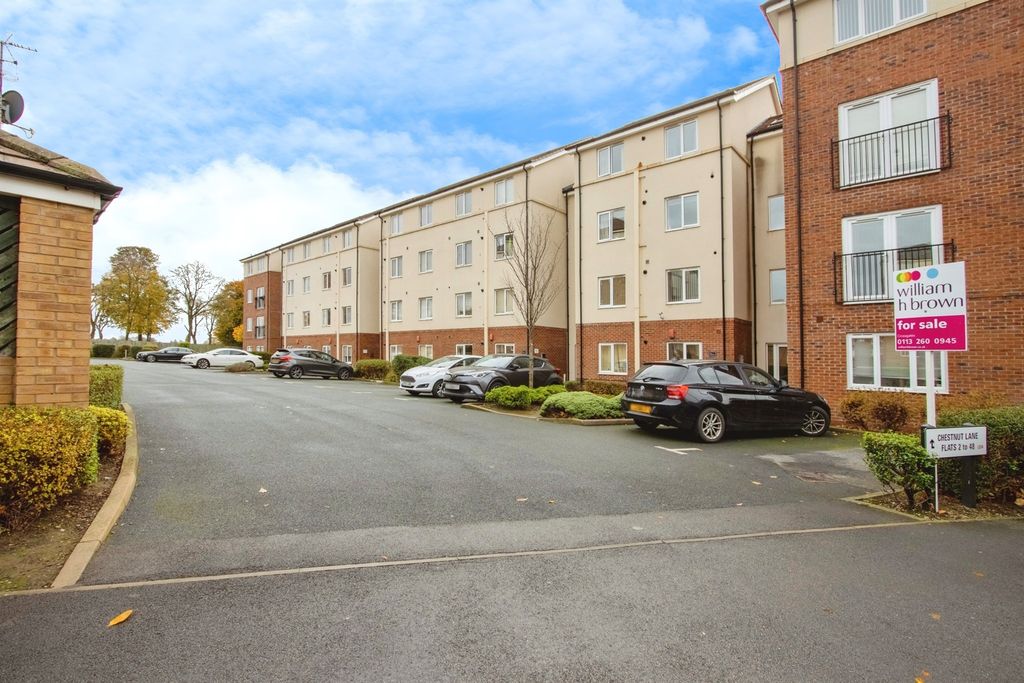 Property photo 1 of 11