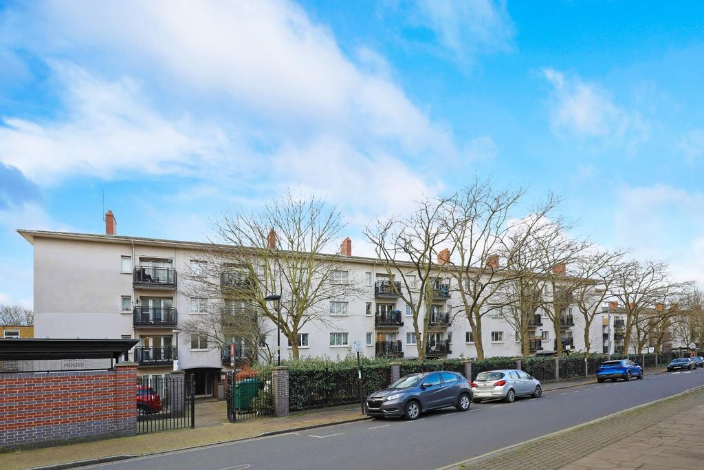 Property photo 1 of 10 5A1A4096.Jpg