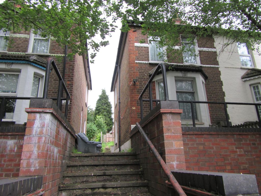 Property photo 1 of 11 Photo 0