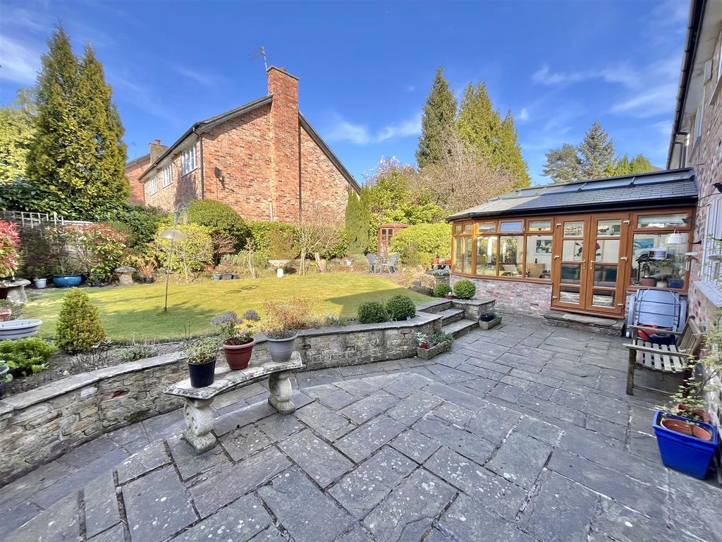 Property photo 2 of 26