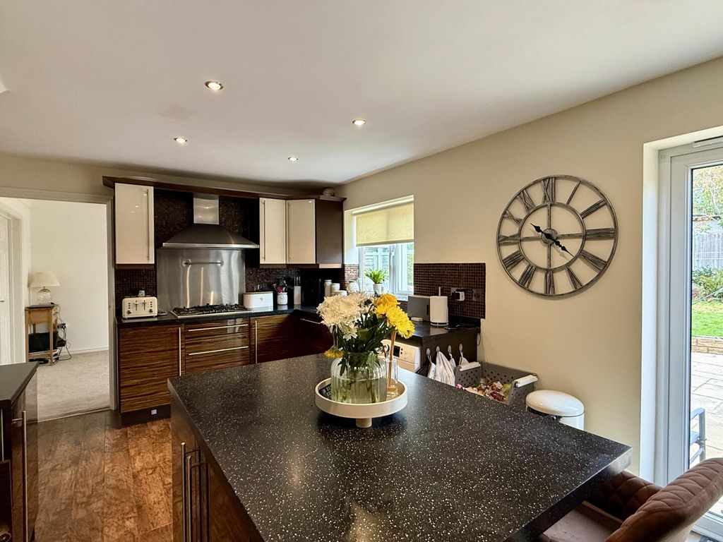 Property photo 3 of 33 Img_8978.Jpeg