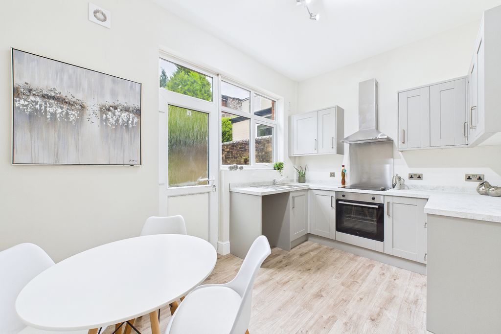 Property photo 1 of 13 Dining Kitchen