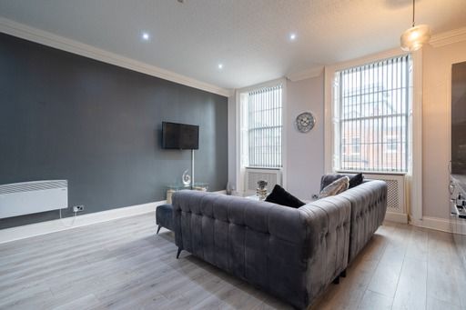 Property photo 3 of 6