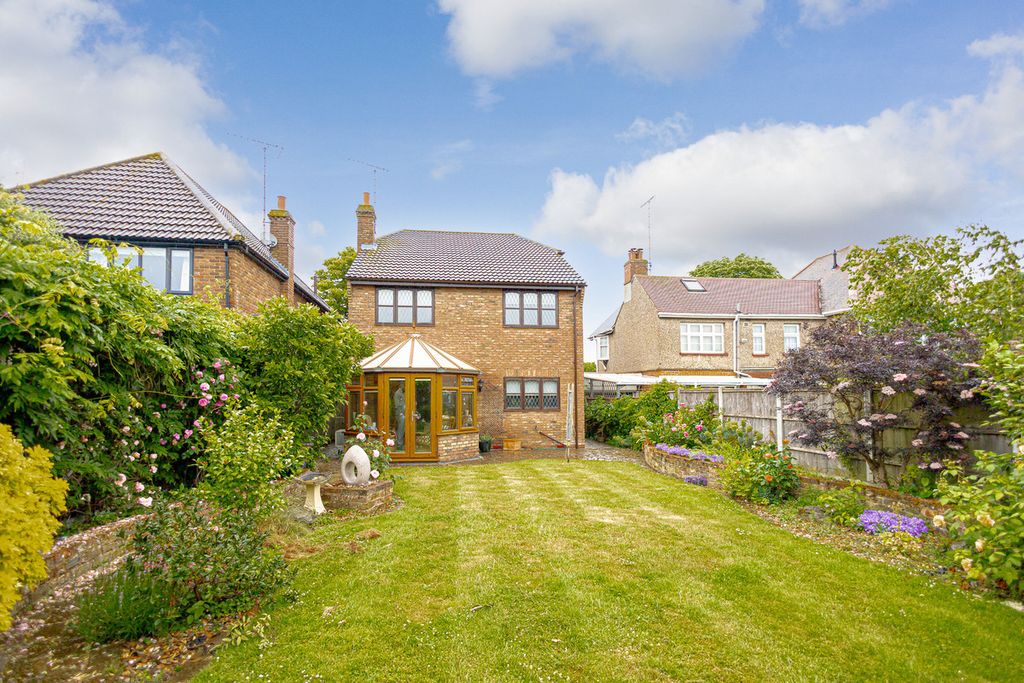 Property photo 2 of 30