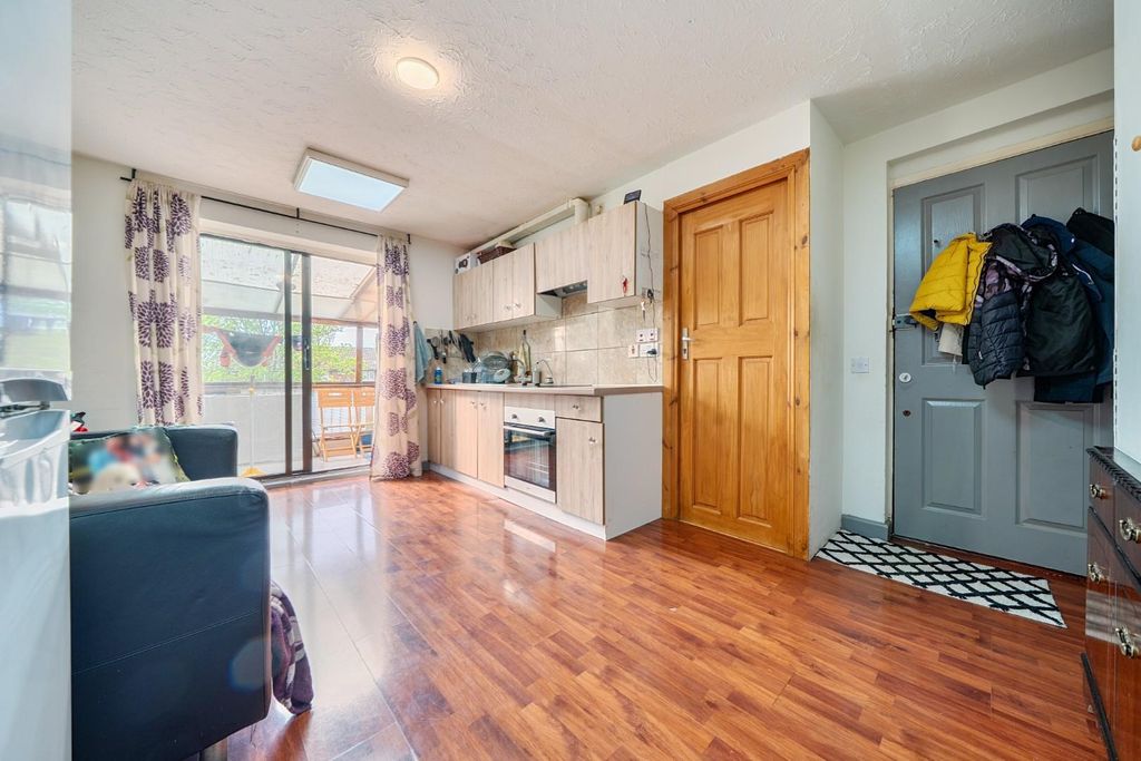 Property photo 2 of 14 1447689 (12).Jpg