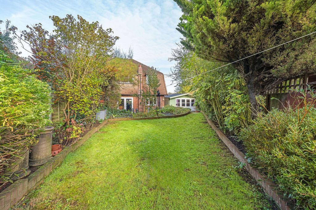 Property photo 2 of 13