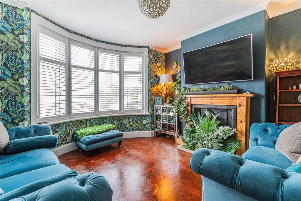 Property photo 2 of 16 49-3.Jpg