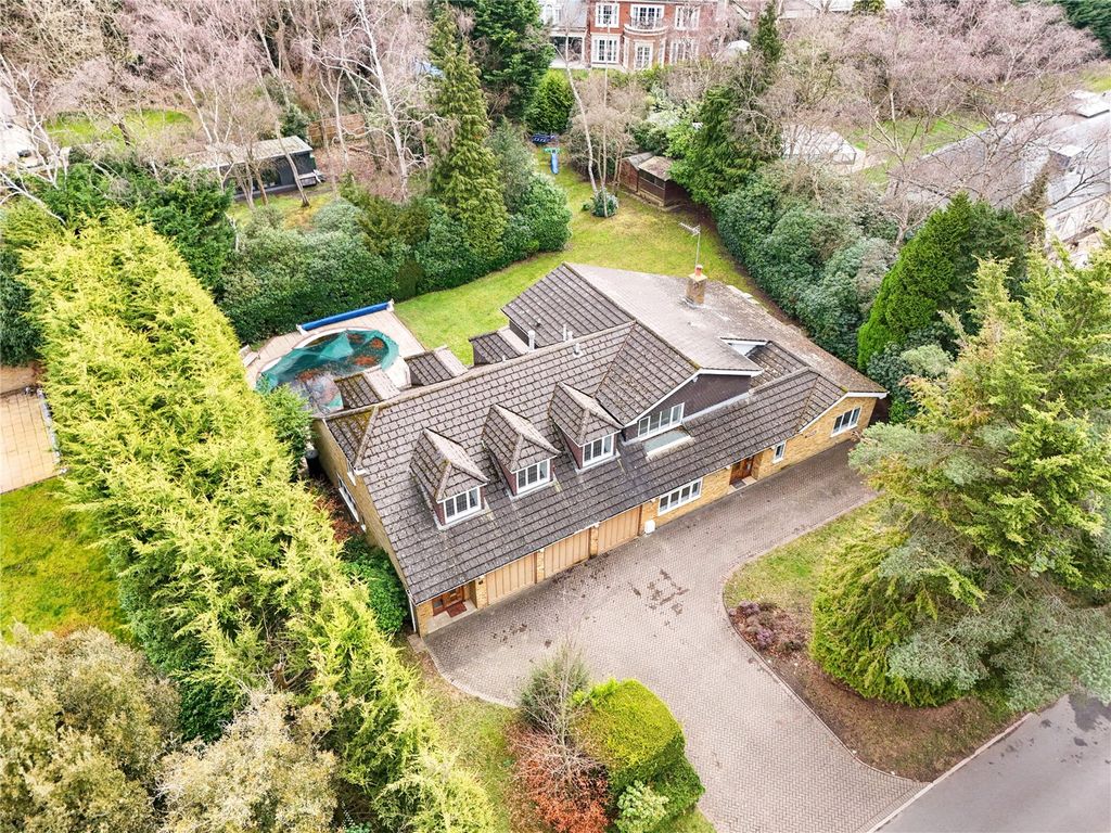 Property photo 2 of 16 Picture No. 54