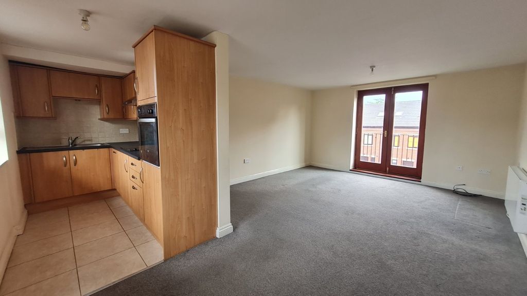 Property photo 3 of 9 Picture No. 21