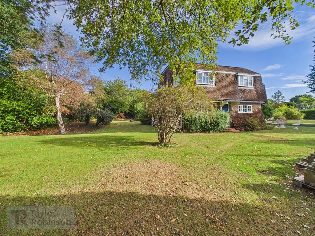 Property photo 2 of 19 Cam02600G0-Pr0833-Still004.Jpg