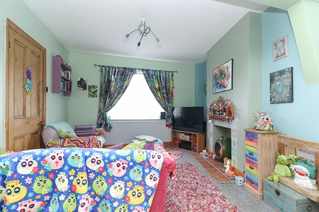 Property photo 2 of 13 Picture 2