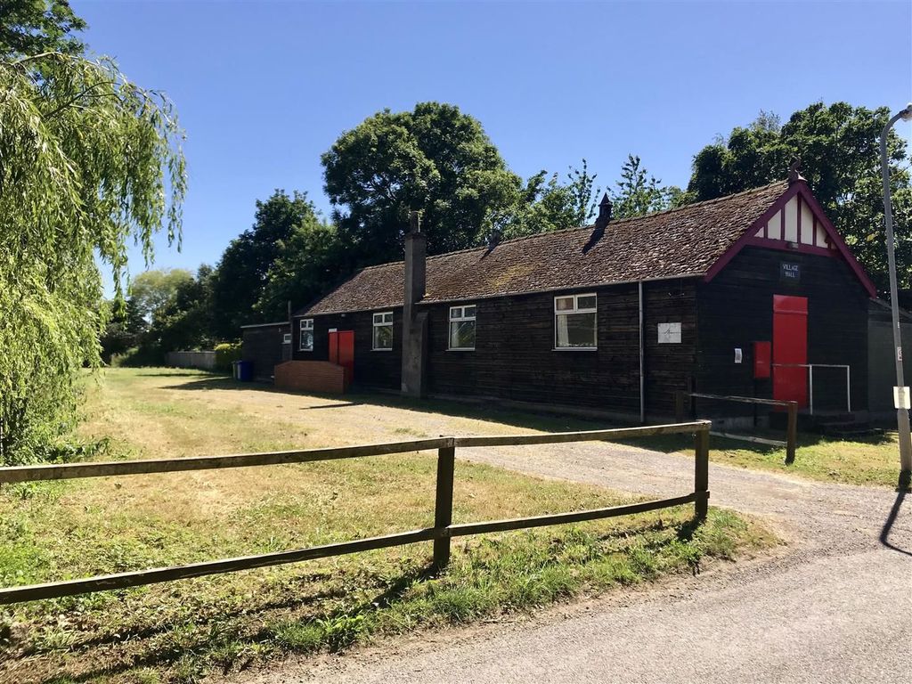 Property photo 1 of 6