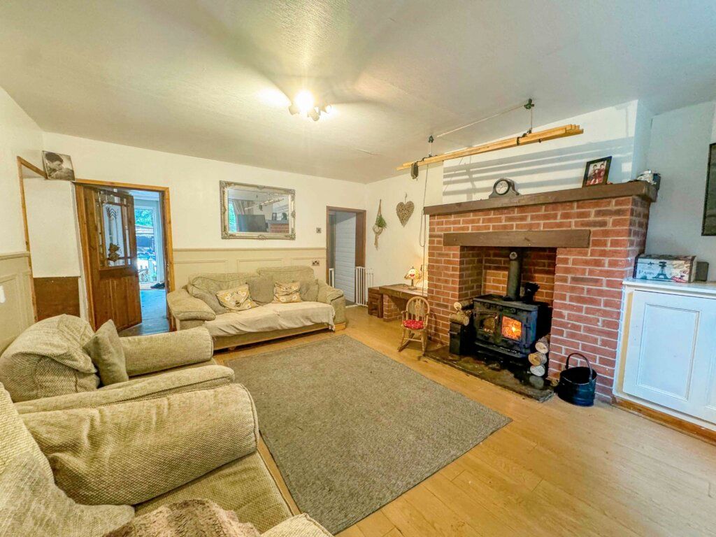 Property photo 1 of 30