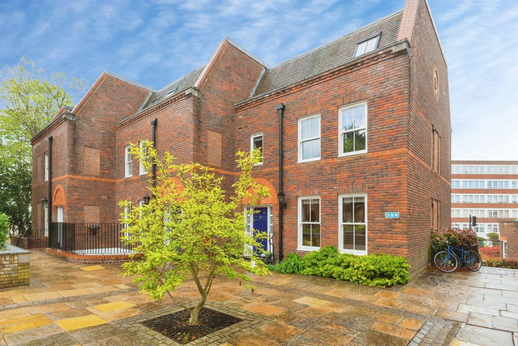 Property photo 1 of 26