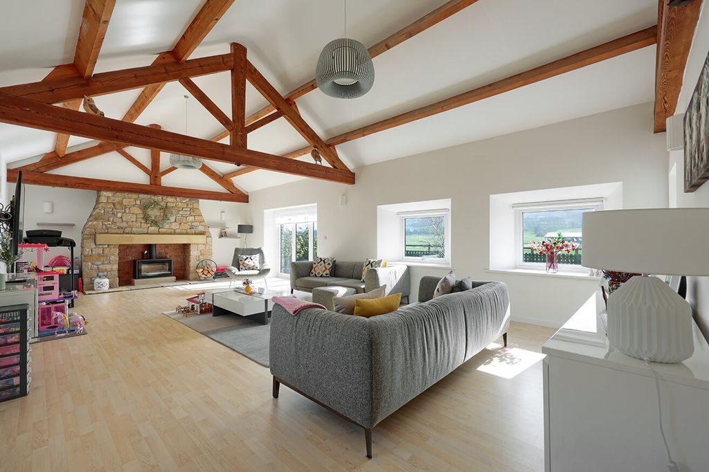 Property photo 2 of 51 5002133