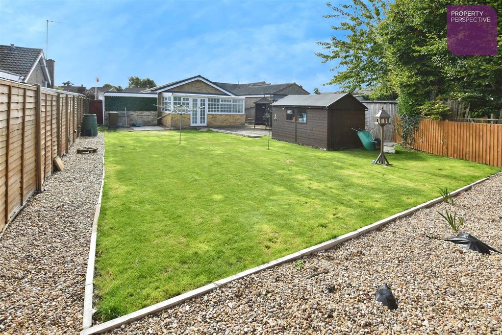 Property photo 2 of 15 Gardens