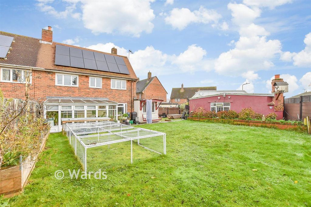 Property photo 1 of 16 Rear Garden
